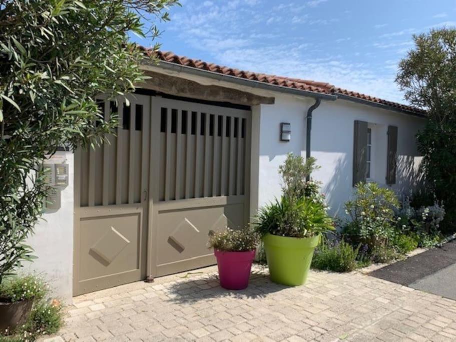Maison De Vacances La Flotte 00491Ui 外观 照片